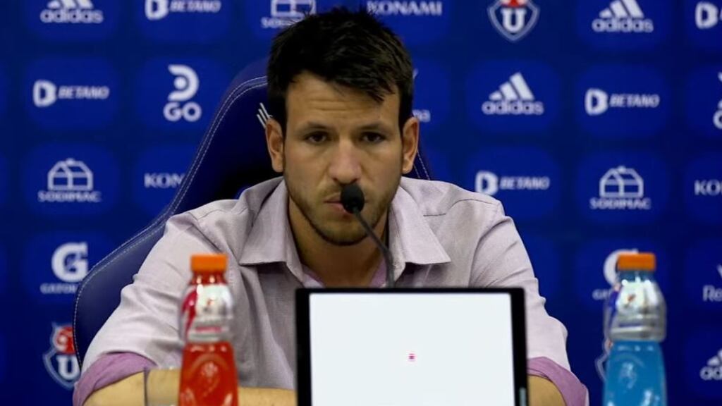 Manuel Mayo descarta acuerdo por Toselli pero advierte que el plantel de la U "no está cerrado definitivamente"