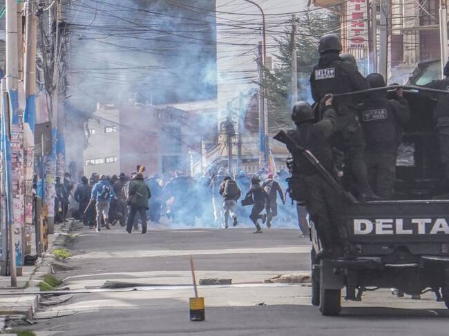 Policía boliviana reprime una manifestación en La Paz en 2019