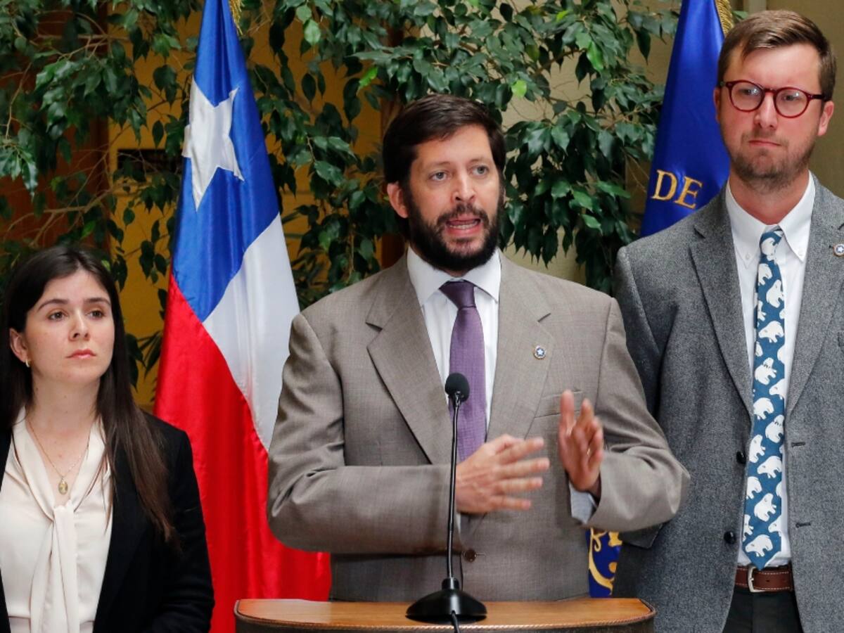 Republicanos exigen al Gobierno declarar Estado de Sitio en zonas afectadas por incendios forestales