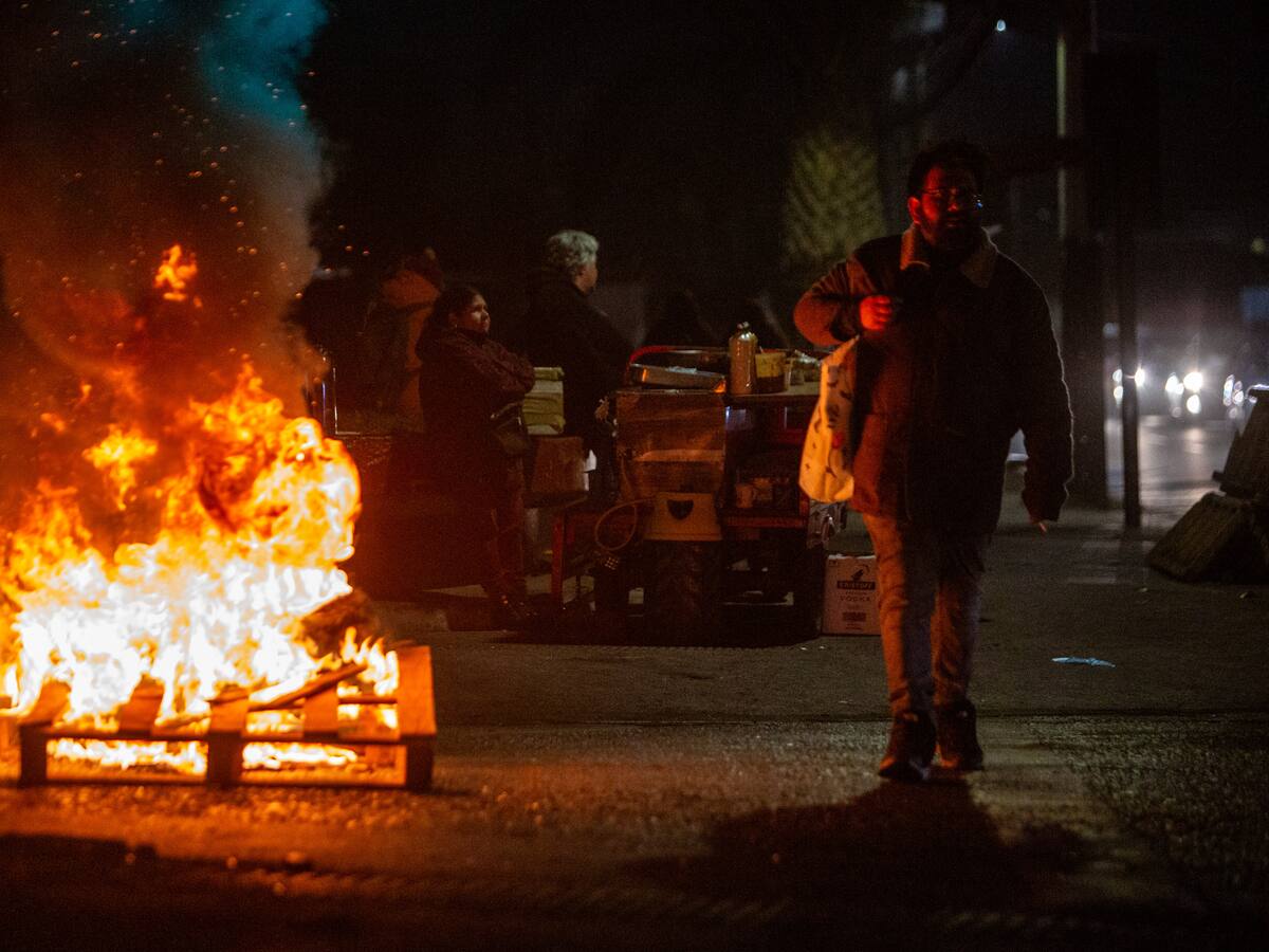 11 de Septiembre: se registran barricadas y enfrentamientos con Carabineros en algunas comunas de Santiago