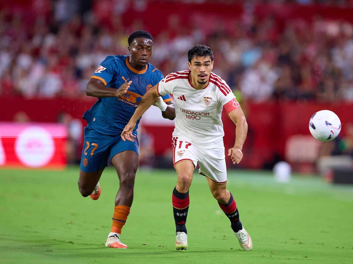 Sevilla enfrenta al Deportivo de La Coruña: cuándo juega el equipo de Gabriel Suazo y quién transmite online y por TV