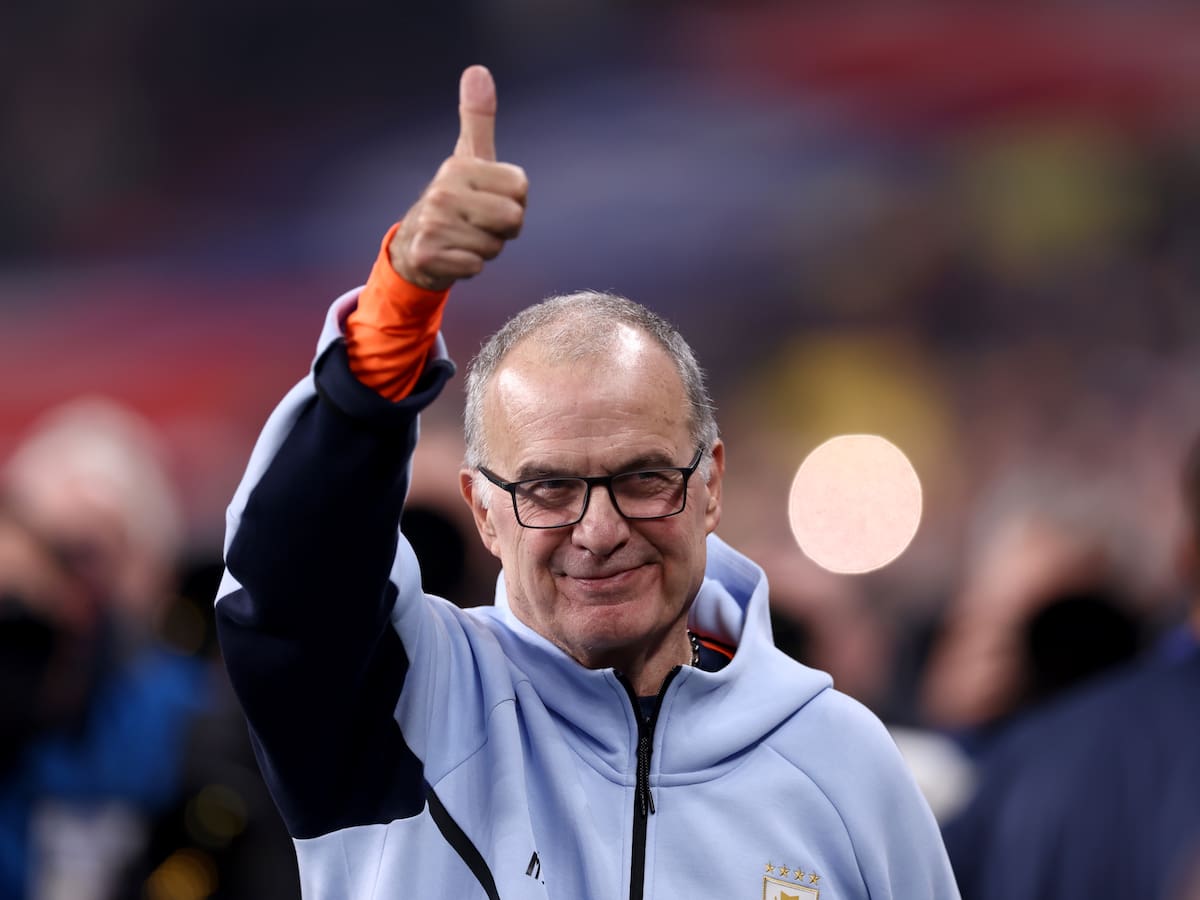 “A Bielsa lo ví como una persona súper humana, bondadosa, con mucho sentido del humor. Fue 100% respetuoso siempre”