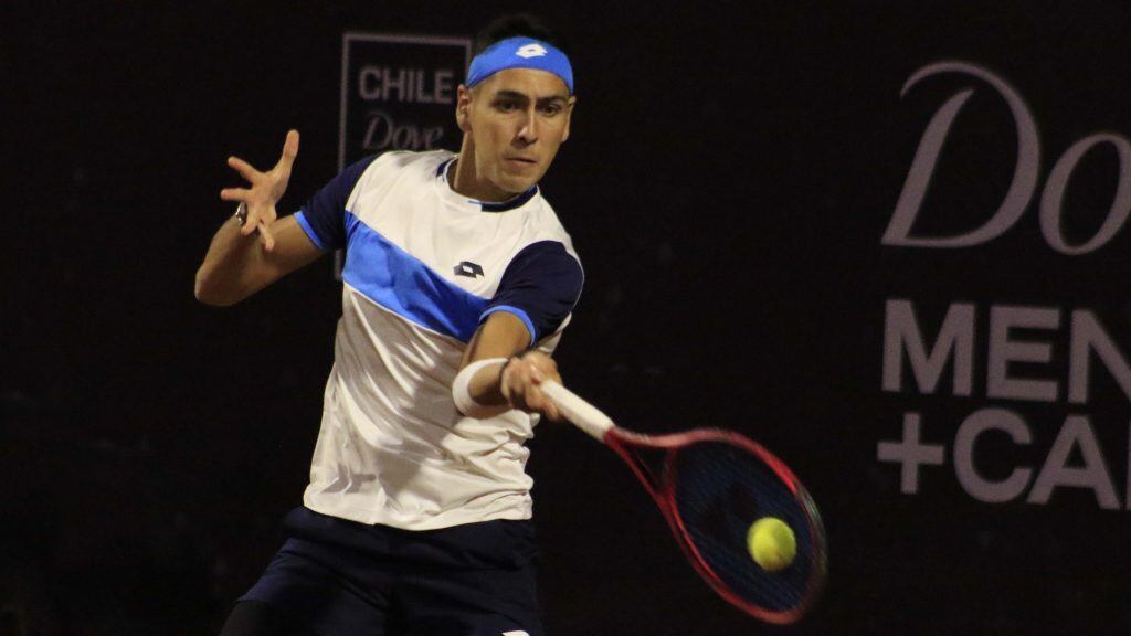 25 de Febrero 2020/ SANTIAGOAlejandro Tabilo (CH), durante el partido de la ronda 32 valido por la ATP 250 Santiago, realizado en las canchas de tenis del Club Universidad Católica en San Carlos de Apoquindo, ubicada en la Comuna de Las Condes
FOTO:MAURICIO MENDEZ/AGENCIAUNO