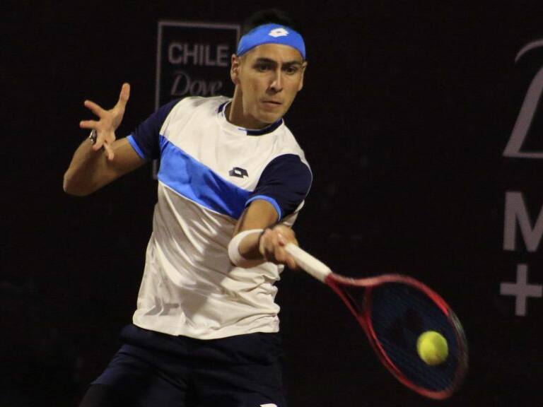 Alejandro Tabilo no pudo en su debut en el Challenger de Estambul y quedó eliminado en primera ronda