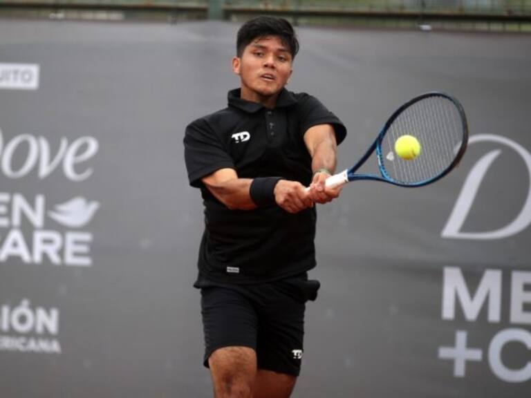 Otro chileno menos: Matías Soto se retira del Challenger de Santiago por problemas físicos