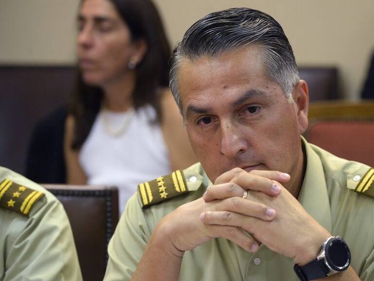 11 DE MARZO DE 2020/VALPARAISOGeneral Director de Carabineros Mario Rozas en la comisión donde dan a conocer los graves hechos que se han sucedido en el mes y que dan cuenta de la actuación descontrolada de Carabineros en la represión de las manifestaciones sociales y la incapacidad y tolerancia que muestra el Gobierno para asegurar el orden público.
FOTO: PABLO OVALLE ISASMENDI/AGENCIAUNO