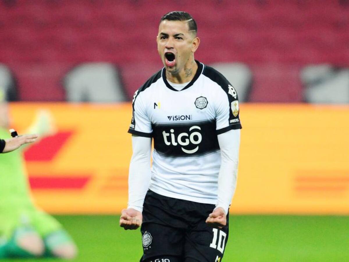 El Inter de Porto Alegre de Carlos Palacios dijo adiós a la Copa Libertadores tras caer por penales ante Olimpia en Brasil