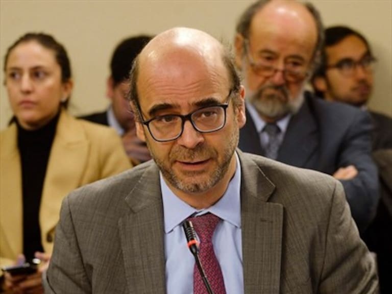 Fernando Atria y el alcalde de Independencia Gonzalo Durán renunciarán al PS