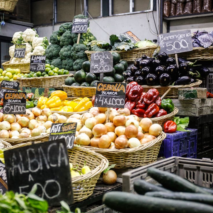 Canasta Básica supera en marzo los $90 mil por primera vez: estos son los alimentos que más subieron de precio