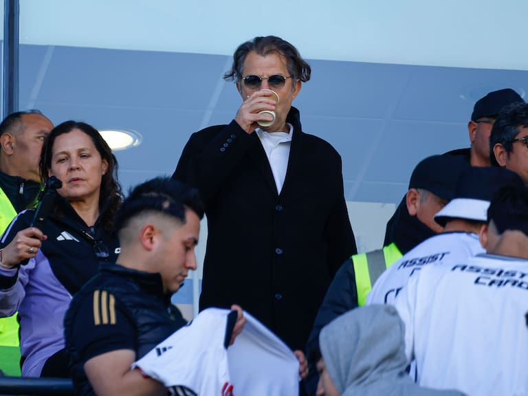 CMF solicita a Aníbal Mosa cambiar condiciones de su oferta para comprar acciones de Blanco y Negro