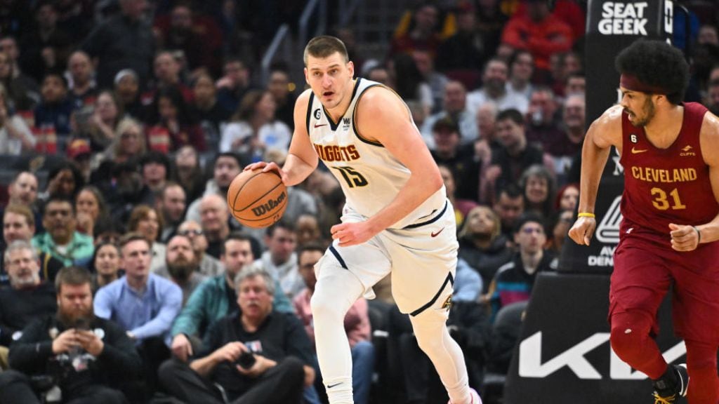 Nikola Jokic - 100 triples dobles - récord nba