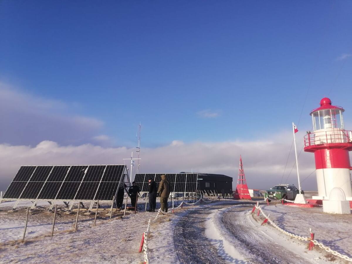 Embajador de Chile en Argentina zanja tema de los paneles solares: “Una fórmula de evitar problemas futuros es poner el cerco donde corresponde”