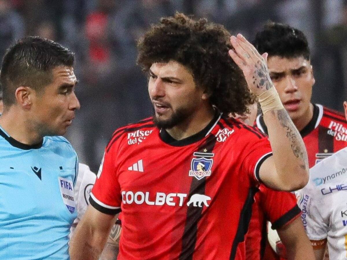 Solo fue amonestado: los durísimos insultos de Maxi Falcón al arbitro asistente en el duelo ante Cobreloa