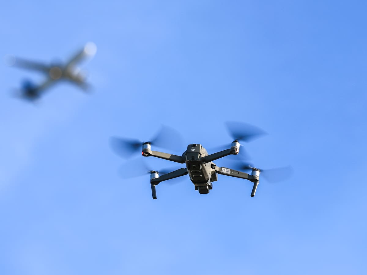 Aeropuerto de Suecia suspende todos sus vuelos tras detectar drones en las inmediaciones