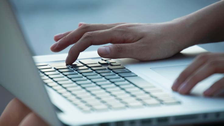 Abren 1.200 cupos para cursos gratuitos sobre inteligencia artificial (IA): así puedes postular