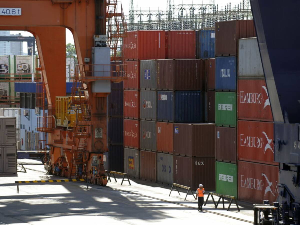 Argentina presentó un superávit comercial de 1.484 millones de dólares en junio