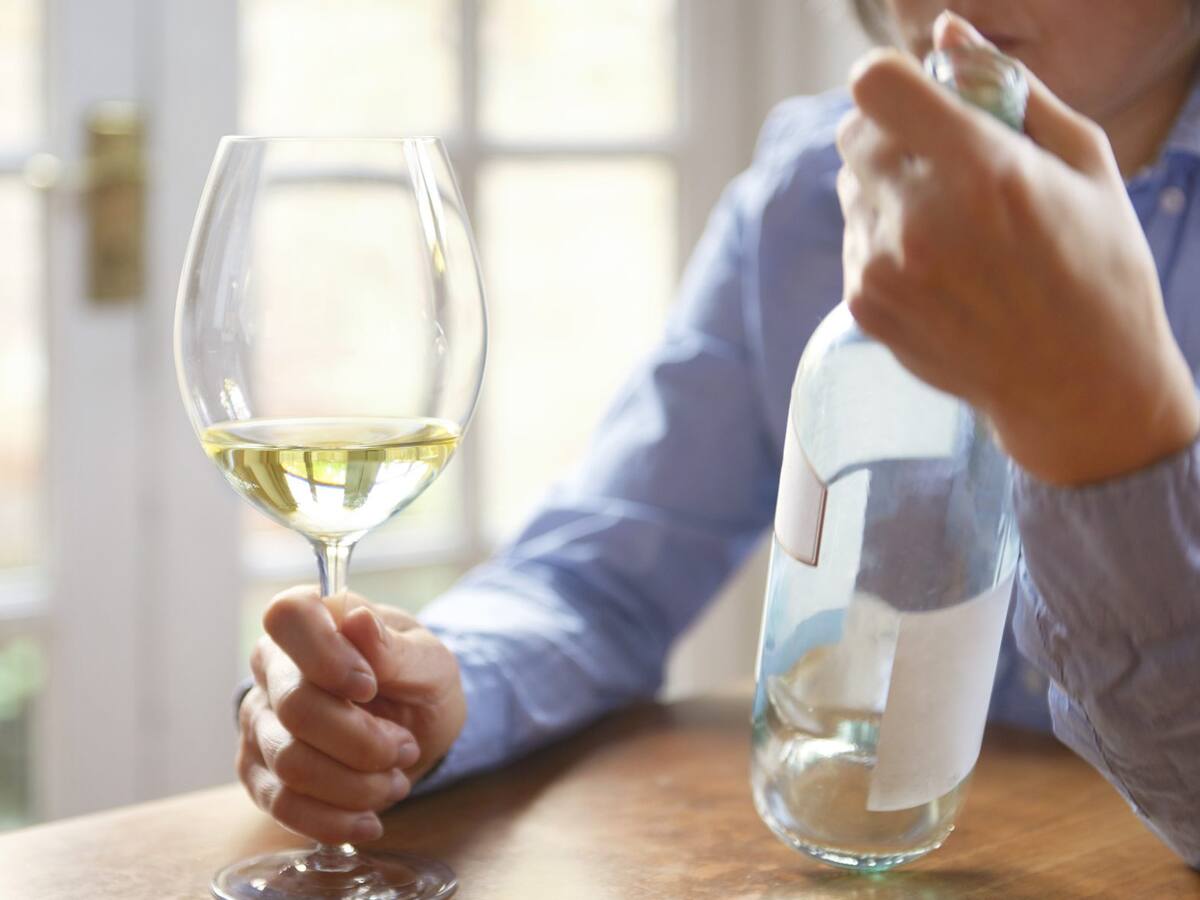 Expertos de la Universidad de Chile aseguraron que la grasa de la liposucción podría tratar el alcoholismo