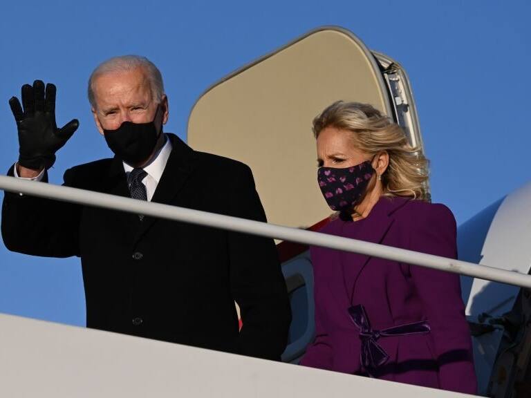 US President-elect Joe Biden and incoming First Lady Jill Biden arrive at Joint Base Andrews in Maryland on January 19, 2021, one day ahead of his inauguration as 46th President of the US. (Photo by JIM WATSON / AFP) (Photo by JIM WATSON/AFP via Getty Images)