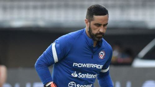 Claudio Bravo y la derrota ante Colombia: "Hay que seguir con la ilusión de que podemos clasificar a una Copa del Mundo"