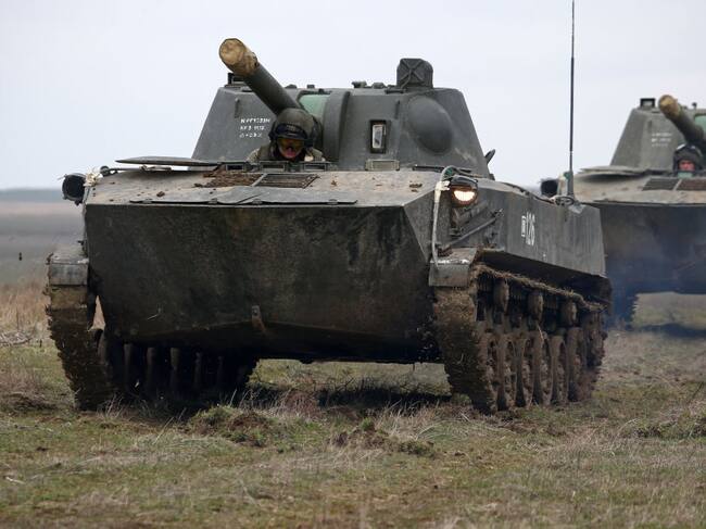 Militares rusos se movilizan cerca de la frontera con Ucrania