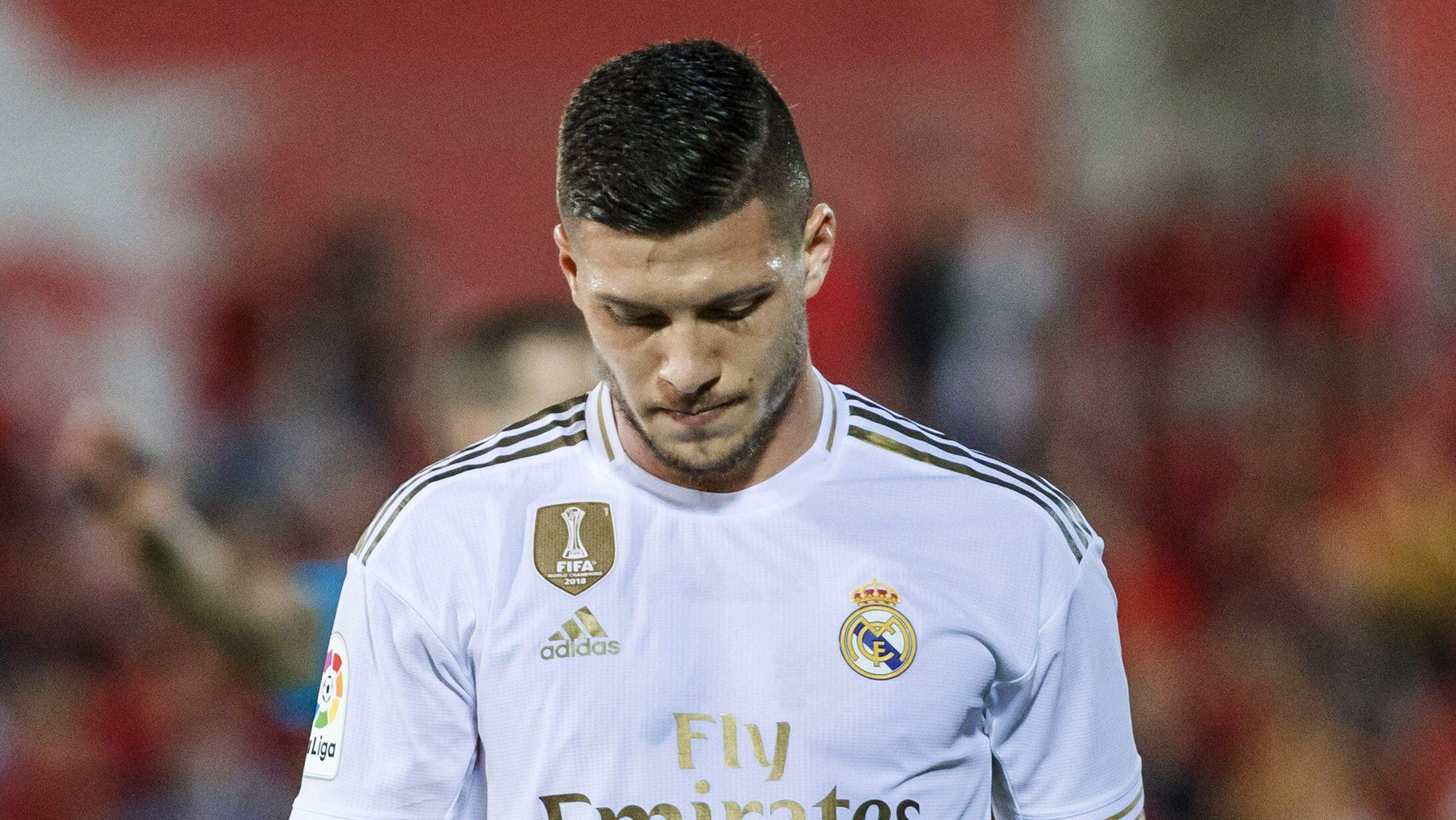 MALLORCA, SPAIN - OCTOBER 19: Luka Jovic of Real Madrid looks dejected during the Liga match between RCD Mallorca and Real Madrid CF at Iberostar Estadi on October 19, 2019 in Mallorca, Spain. (Photo by TF-Images/Getty Images)