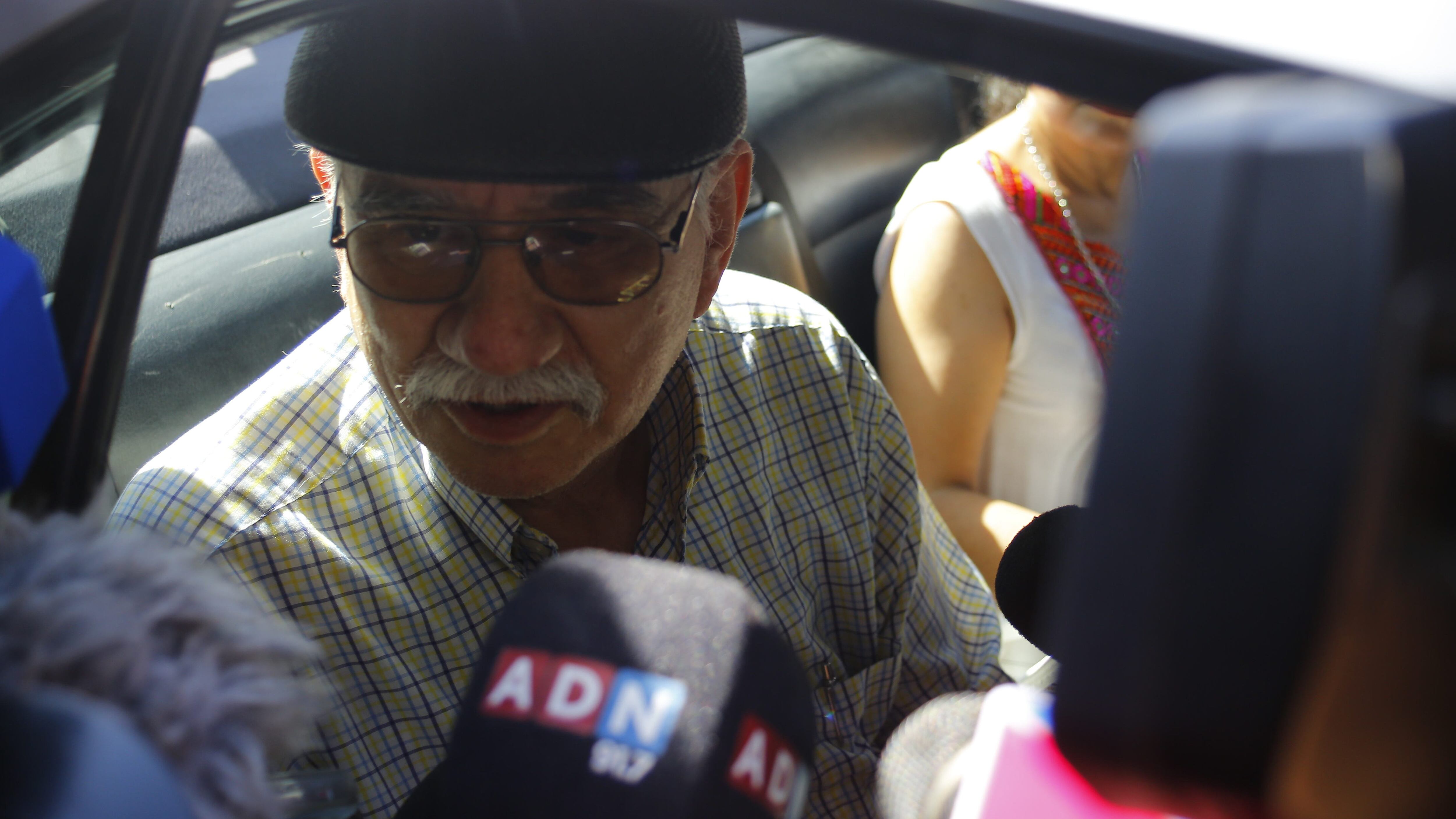Tito Fernández es formalizado por violación y abuso sexual
