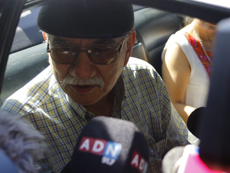 Tito Fernández es formalizado por violación y abuso sexual