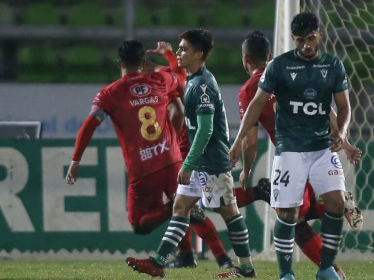 «De los refuerzos, no sé cuál es más malo»: Sifup exige disculpas luego que directivo de Wanderers denigrara a su propio plantel