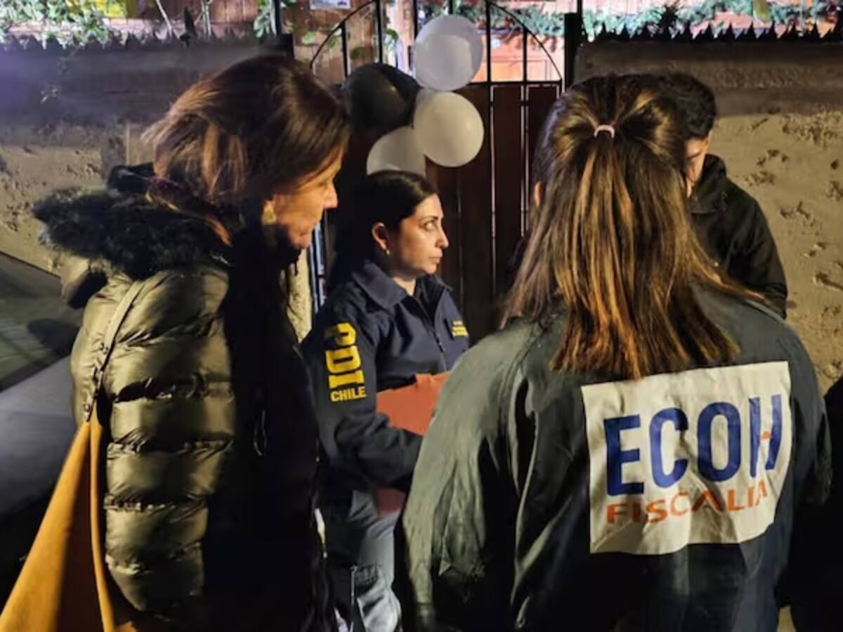 Balacera en velorio de hincha de Colo Colo: acusan a barristas de la “U” de disparar para robar inédito objeto
