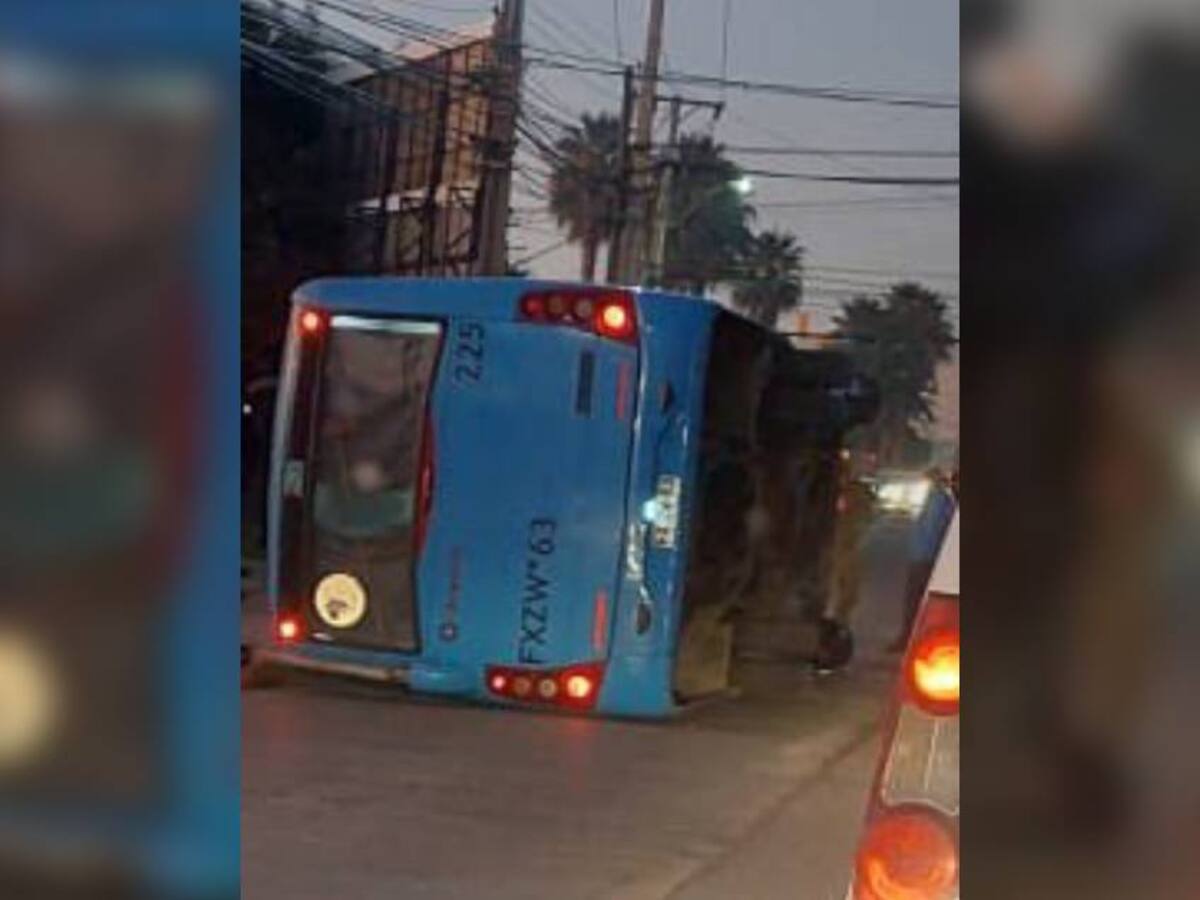 Quilpué: al menos 11 personas heridas tras volcamientos de bus de la locomoción colectiva