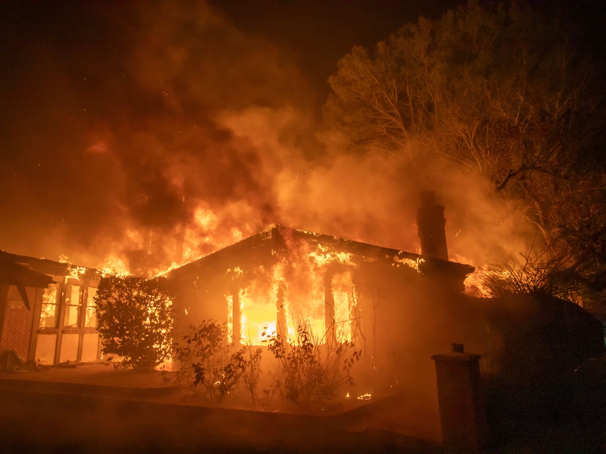 Incendios forestales en Estados Unidos: muertos en Los Ángeles aumentan a 24