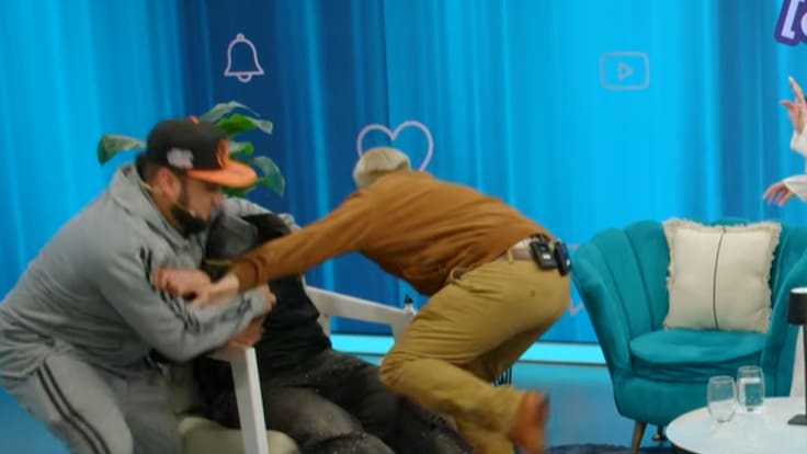 “Este hue... es amarillo”: programa chileno casi termina a los golpes tras feo cruce entre invitados