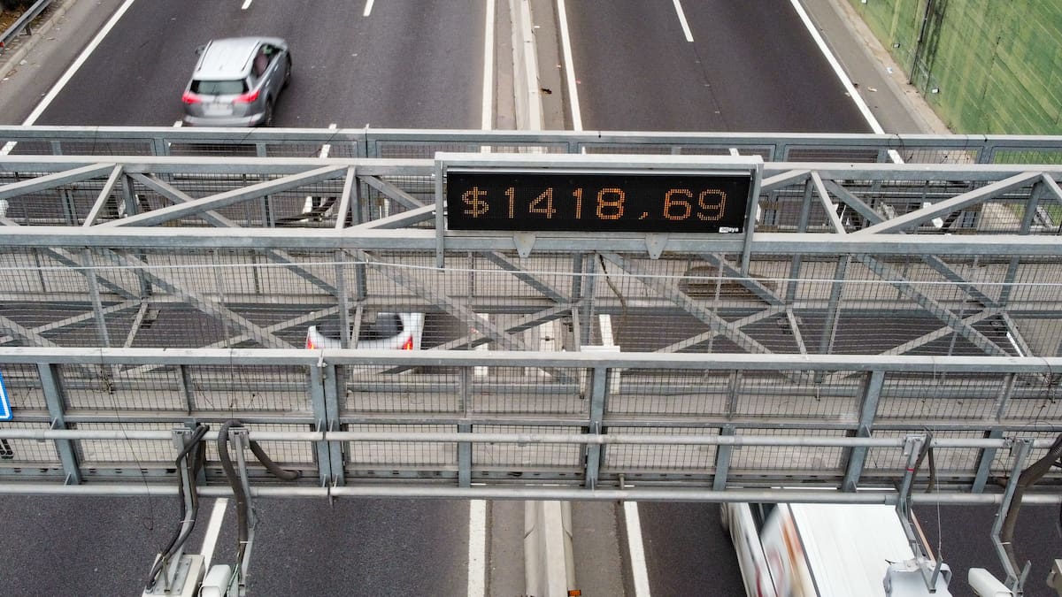 Cámara discutirá proyecto que elimina multas municipales por circular sin TAG en autopistas
