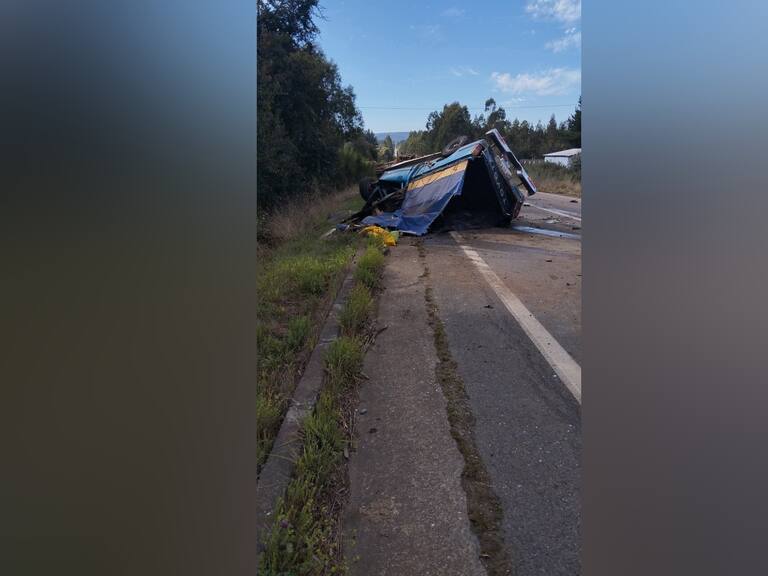 Fatal choque en Cañete: dos conductores mueren tras colisión entre camioneta y camión