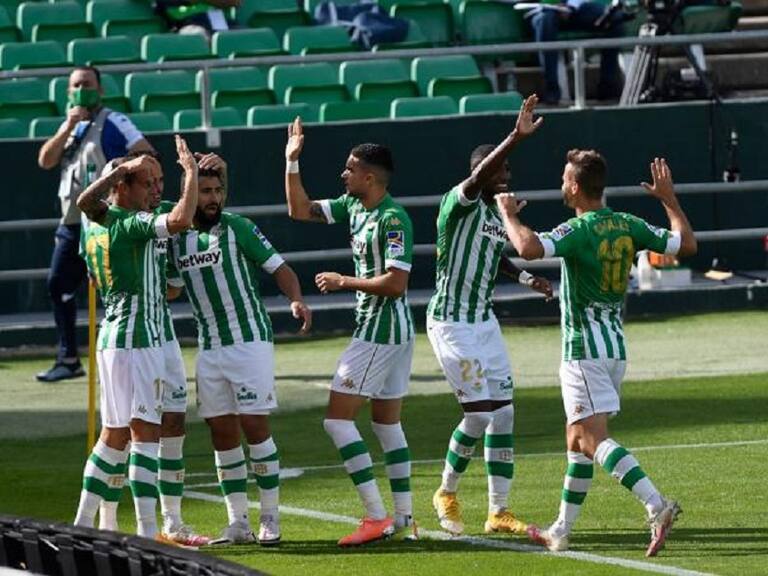 Real Betis de Pellegrini y Bravo vence al Huesca y respira en la liga española
