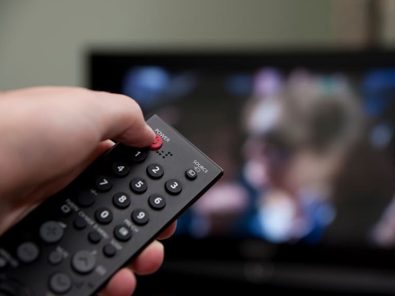 Tras 14 años al aire: conocido matinal chileno se despide con emotivo último capítulo