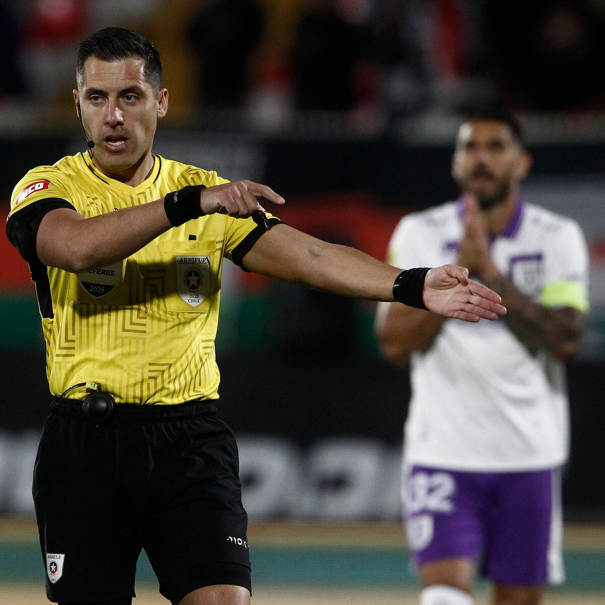 FIFA confirma el debut del árbitro chileno Cristián Garay en el Mundial 2026: este será el partido que dirigirá