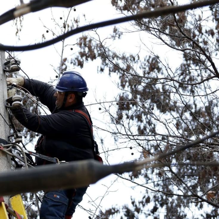 Cortes de luz en Santiago este viernes 13 de febrero: Enel confirma interrupciones en ocho comunas