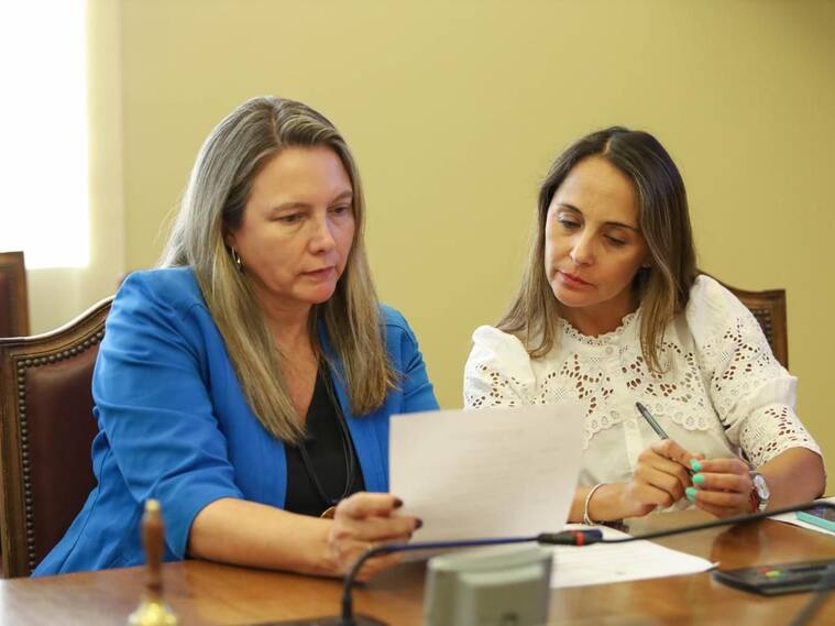 Diputadas de Comisión de Personas Mayores exigen medidas al Gobierno por alza de robos