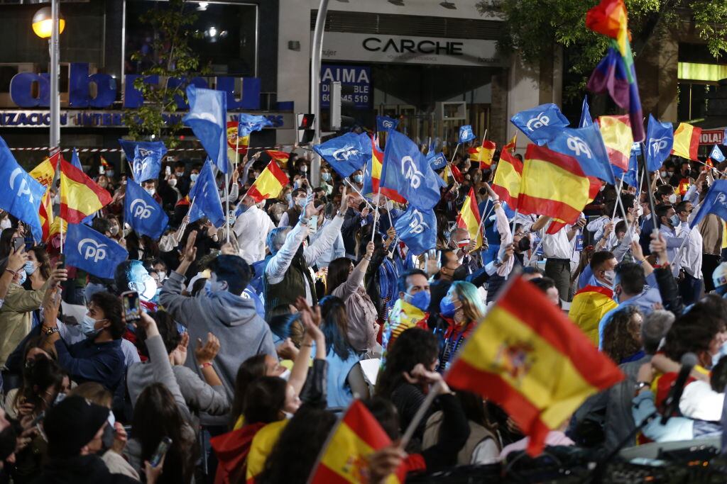 Las celebraciones de los adherentes del PP en Madrid. Foto: Getty Images