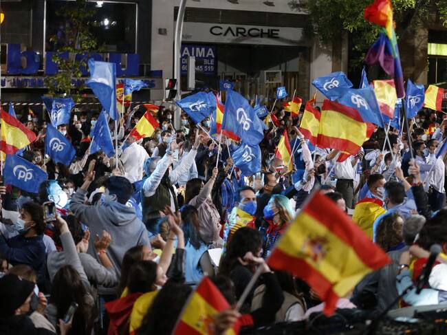 Las celebraciones de los adherentes del PP en Madrid. Foto: Getty Images