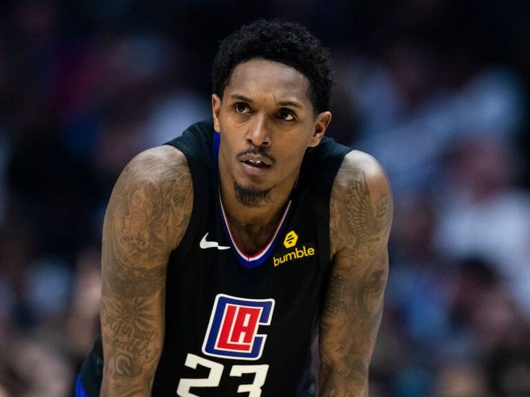 Jugador de Los Angeles Clippers terminó en club nocturno tras pedir permiso para asistir a funeral