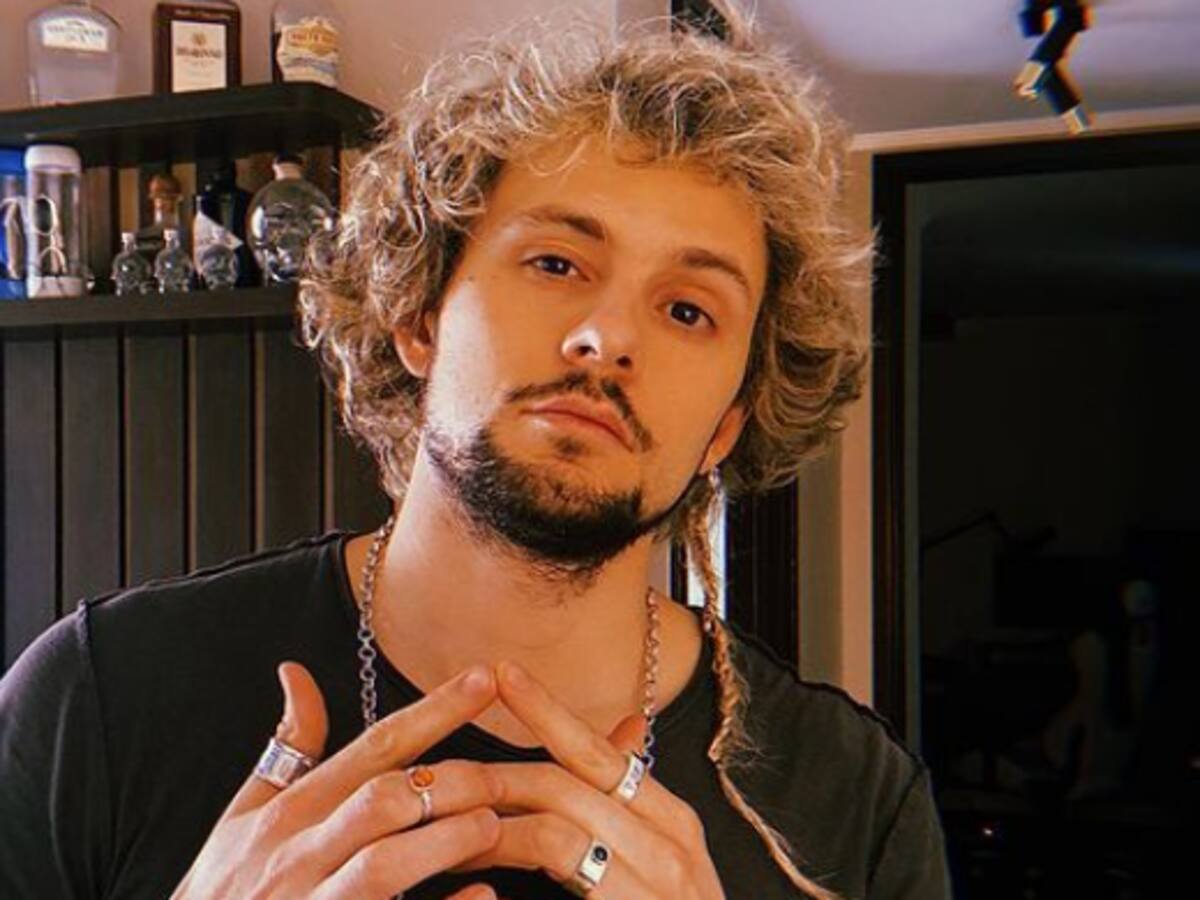 «Haciéndonos la pedicura»: Joaquín Méndez compartió nuevas postales con su actual polola