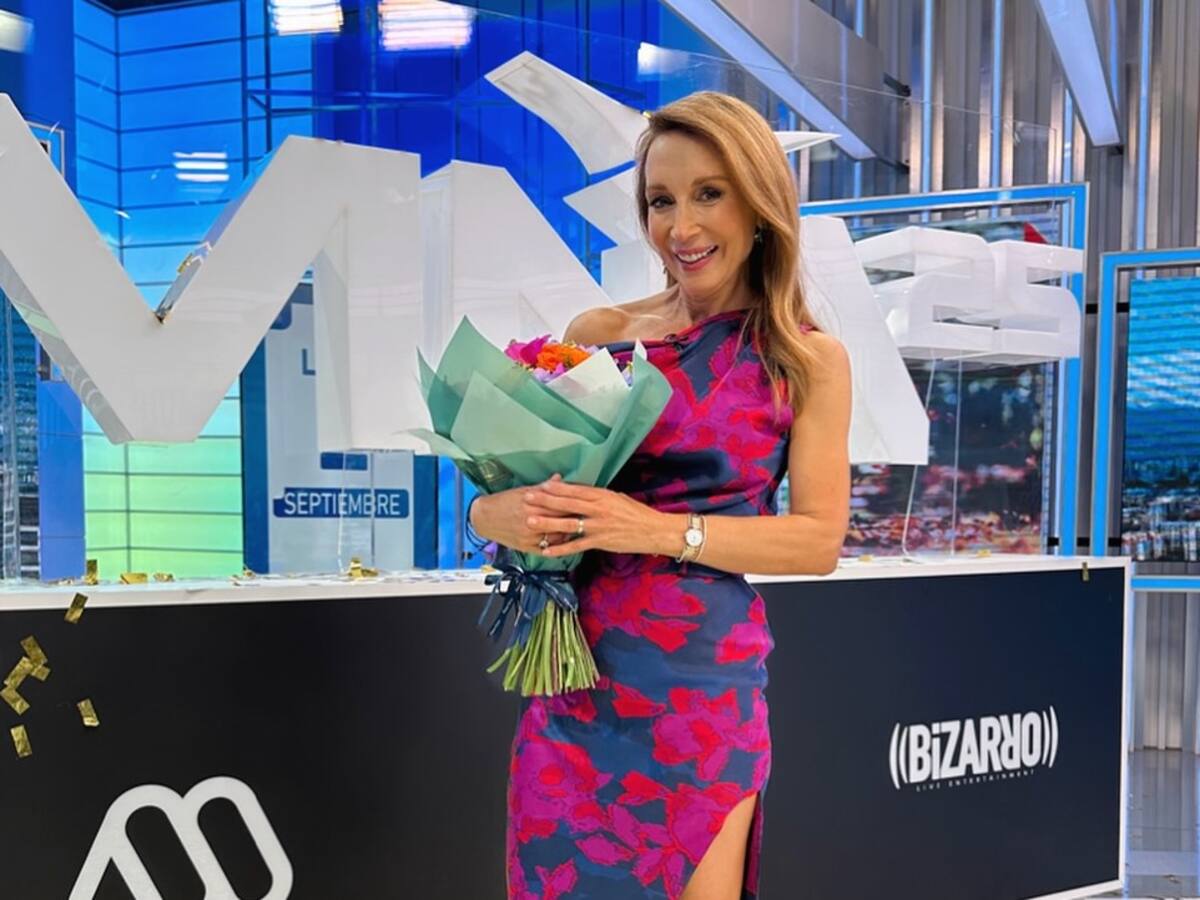 Periodista de Canal 13 revela que rostro de su canal estaría listo para acompañar a Karen Doggenweiler en el Festival de Viña