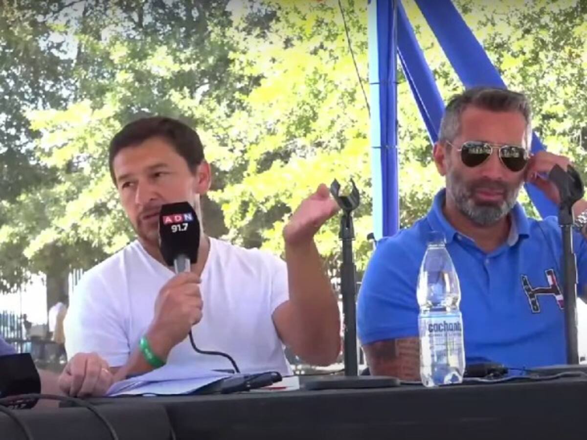 Mario Núñez cuestiona las pruebas masivas de los clubes chilenos: “Van 200 chicos y cada uno tiene 10 minutos para que lo vean”