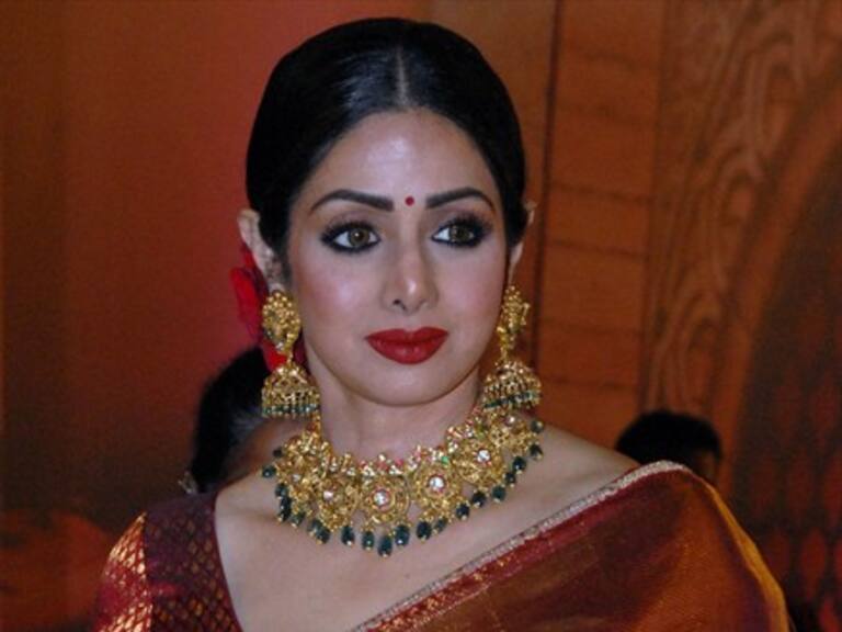 A los 54 años fallece Sridevi Kapoor, estrella del cine Indio
