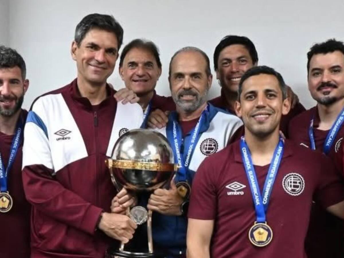 “Pellegrino está contento por lo que vivió en Chile; lo he escuchado hablar muy bien de la U”
