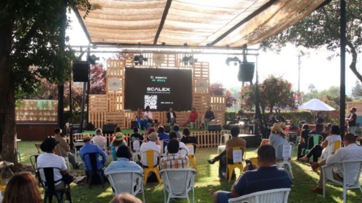 Daniel Daccarett, organizador del EtMday Santiago 2022: «Esto es como un ‘Emprendepalooza'»