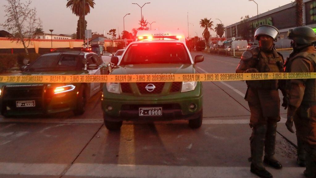 Carabineros, 1024x576 jpg ok