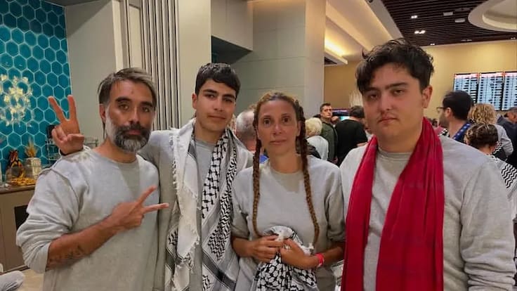 Chilenos de la Flotilla Sumud regresan territorio nacional este sábado tras detención en Israel